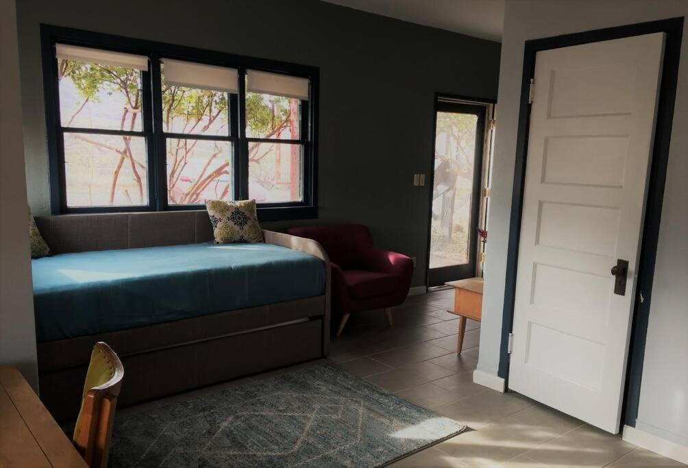 Expansive Ground Floor Pensione. *