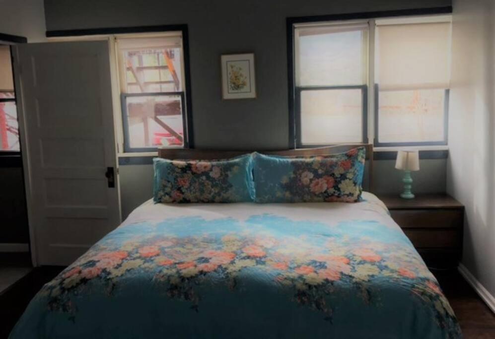 Expansive Ground Floor Pensione. Appartement Clarkdale